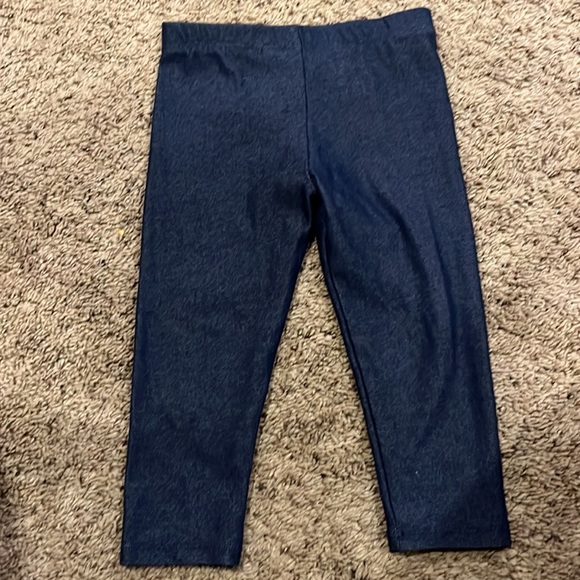 Adorable size 2 set boho top and little soft jeggings - Picture 4 of 5